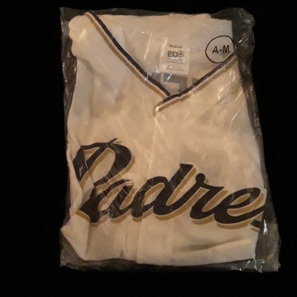 SAN DIEGO PADRES JERSEY NWT♥️